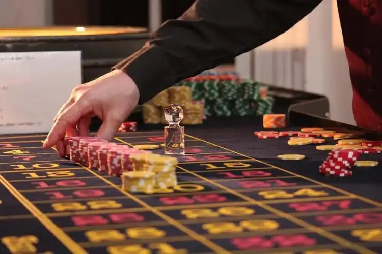 my9 အွန်လိုင်း ကတ်ဂိမ်းများ Baccarat Poker Dragon Tiger